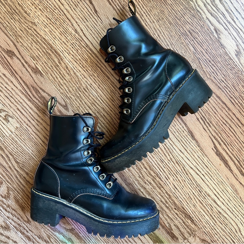 Doc Martens | Leona Platform Combat Boot